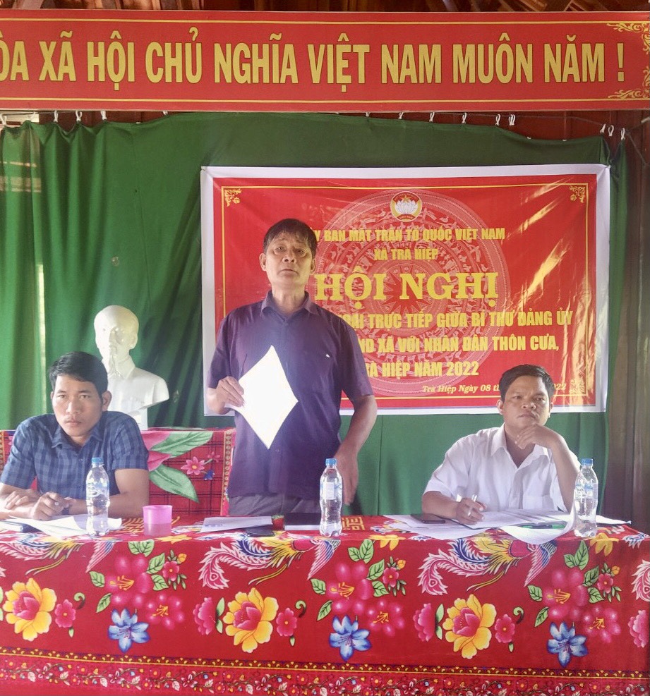 Xã Trà Hiệp: Tiếp xúc, đối thoại trực tiếp giữa đồng chí Bí thư Đảng ủy, Đồng chí Chủ tịch UBND xã với nhân dân thôn Thôn Cưa